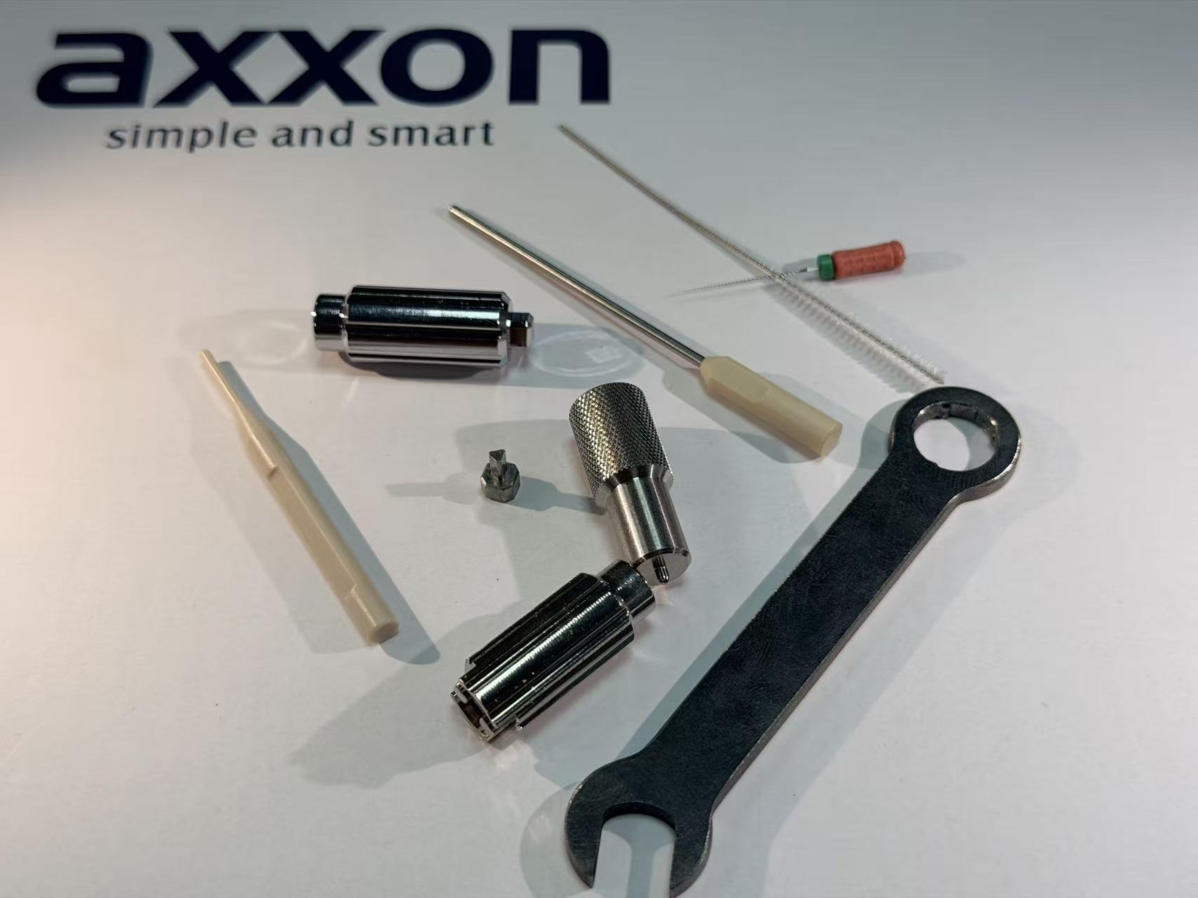 Axxon साधने
